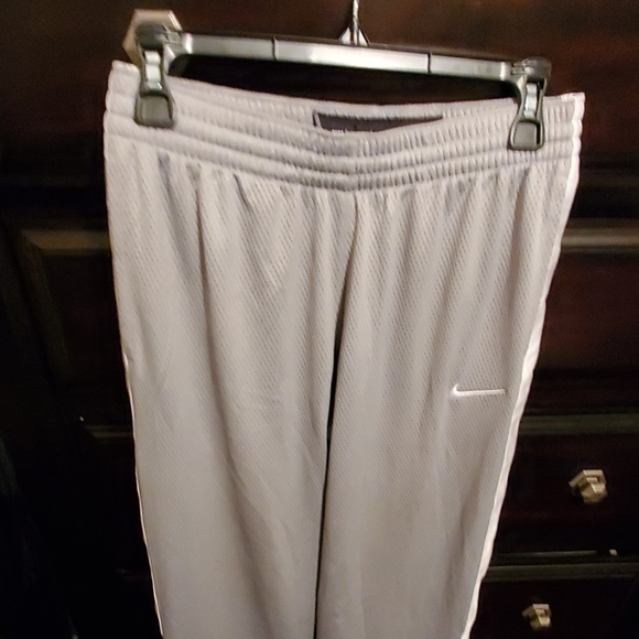 Pants - Picture 2 of 4